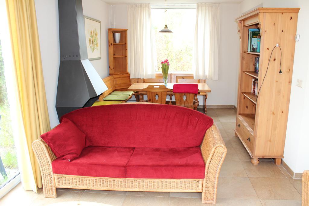 إيجموند-بينن Bungalows - Bungalowpark Mooyeveld - Uniek Gelegen In De Duinen! الغرفة الصورة